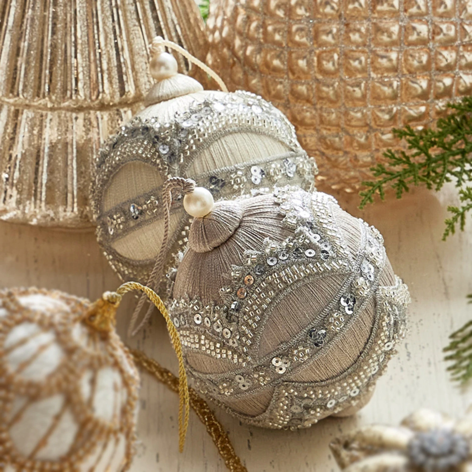 Raz 4" Silver Or Ivory Jewel And Wrapped Thread Ball Christmas Ornament 4327325 1 Raz 4" Silver Or Ivory Jewel And Wrapped Thread Ball Christmas Ornament 4327325