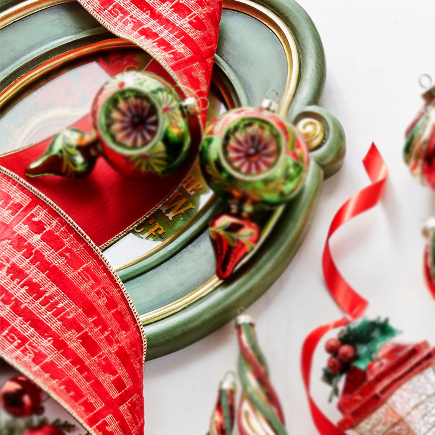 Raz 4" Red Velvet Sheet Music Wired Christmas Ribbon R4371785 1 Raz 4" Red Velvet Sheet Music Wired Christmas Ribbon R4371785